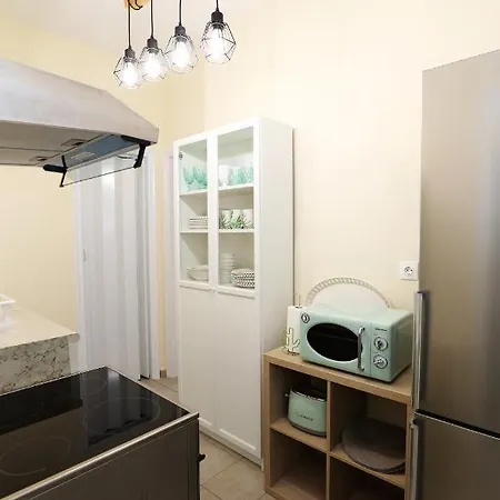 Apartment Melma Properties-amazone-premium In Center Piraeus